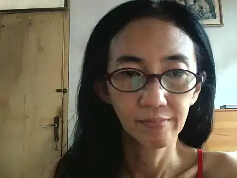 princessD077 online show from December 15, 7:03 am