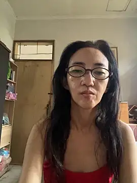 princessD077 online show from October 27, 1:06 am