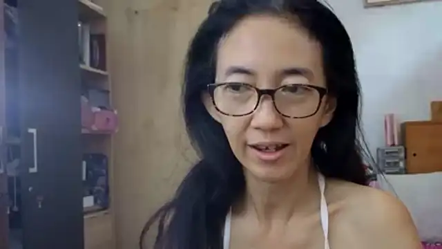 princessD077 online show from March 10, 3:32 am