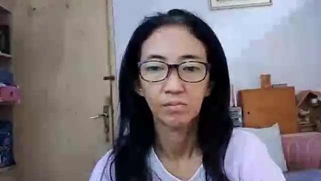 princessD077 online show from March 29, 1:51 am