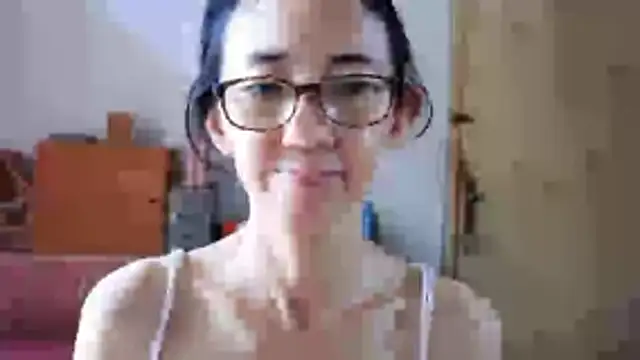 princessD077 online show from April 18, 3:42 am
