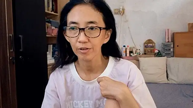 princessD077 online show from March 26, 7:39 am