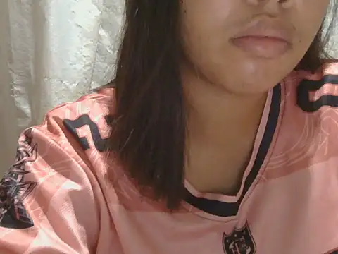 Snapshot of ChubbyButty chatting on June 19, 12:55 pm ChubbyButty online show from June 19, 12:55 pm