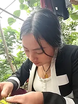 Snapshot of Sinhlinh2020 chatting on November 4, 8:51 am Sinhlinh2020 online show from November 4, 8:51 am