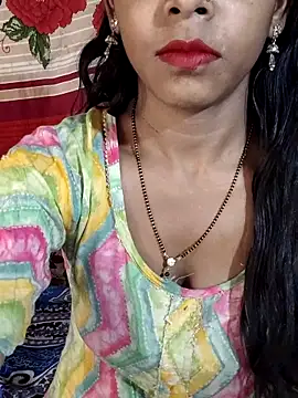 Itz Aisha   online show from March 10, 6:28 am