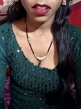 Itz Aisha   online show from April 4, 5:36 am