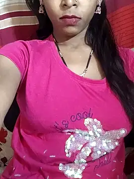 Itz Aisha   online show from April 6, 6:25 am