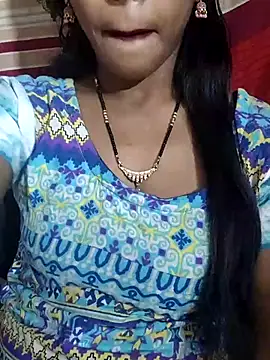 Itz Aisha   online show from April 3, 5:25 am