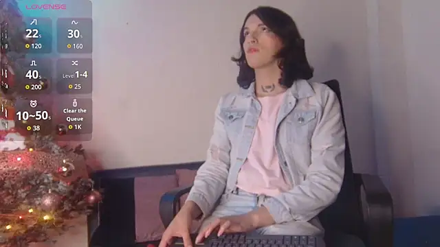 Snapshot of Scarlett_crastrawberry chatting on November 20, 9:36 pm Scarlett crastrawberry online show from November 20, 9:36 pm