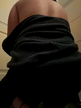 AnonBitch93 online show from October 21, 4:34 am