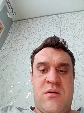 Snapshot of PeteR1987- chatting on December 1, 8:04 am PeteR1987- online show from December 1, 8:04 am