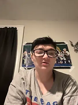 Snapshot of faithorsini8 chatting on October 17, 11:50 pm faithorsini8 online show from October 17, 11:50 pm