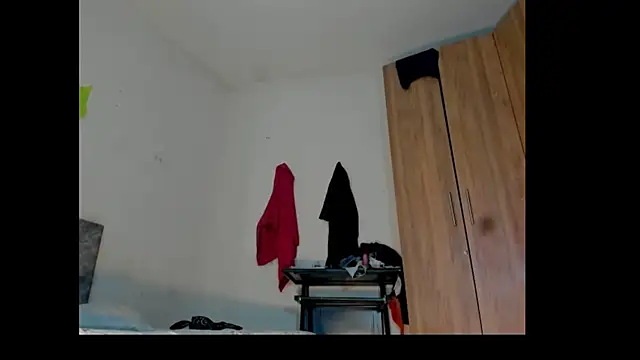 Snapshot of bad_girl_xxx chatting on December 21, 10:21 pm bad girl xxx online show from December 21, 10:21 pm