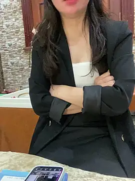 Phale2x online show from March 11, 8:30 am