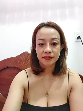 Snapshot of Baby-bigboobs20 chatting on November 3, 10:35 pm Baby-bigboobs20 online show from November 3, 10:35 pm