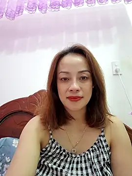 Snapshot of Baby-bigboobs20 chatting on November 30, 2:29 pm Baby-bigboobs20 online show from November 30, 2:29 pm