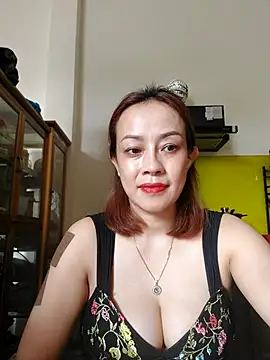 Snapshot of Baby-bigboobs20 chatting on October 30, 5:17 am Baby-bigboobs20 online show from October 30, 5:17 am