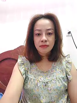 Snapshot of Baby-bigboobs20 chatting on November 8, 7:28 pm Baby-bigboobs20 online show from November 8, 7:28 pm