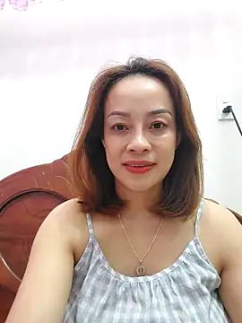 Snapshot of Baby-bigboobs20 chatting on November 4, 1:48 pm Baby-bigboobs20 online show from November 4, 1:48 pm