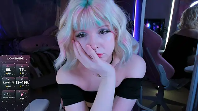 Snapshot of likedoll chatting on October 23, 6:06 pm likedoll online show from October 23, 6:06 pm