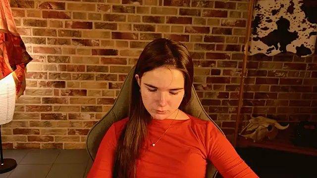 May Bloom online show from November 18, 5:22 am