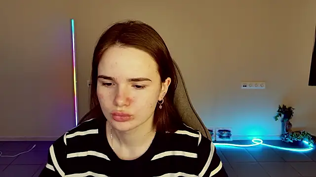 May Bloom online show from February 3, 6:40 am