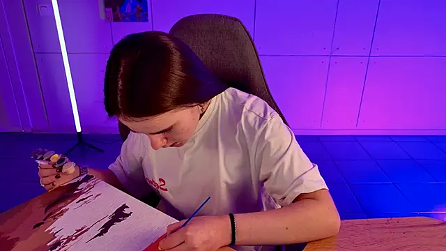 May Bloom online show from November 9, 9:24 am