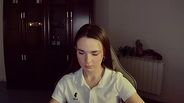 May Bloom online show from November 14, 12:20 pm