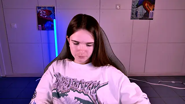 May Bloom online show from November 26, 1:11 pm