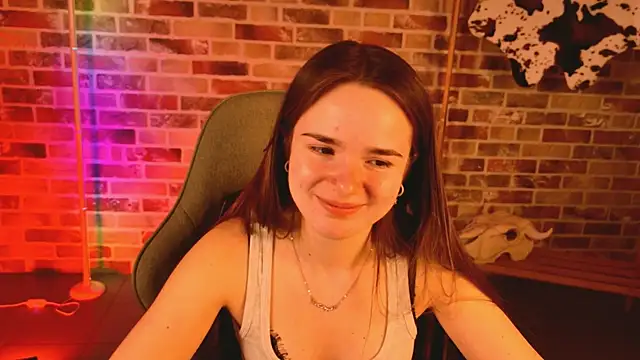 May Bloom online show from March 21, 7:42 am