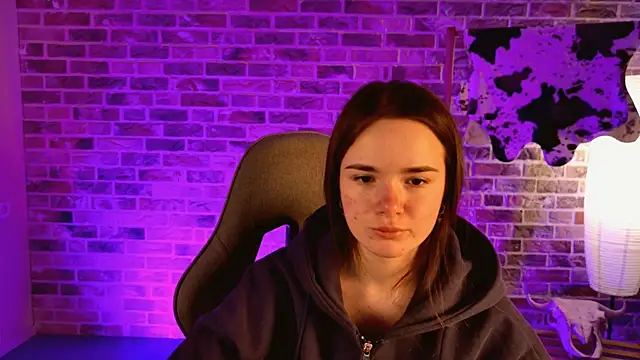 May Bloom online show from February 17, 6:22 am