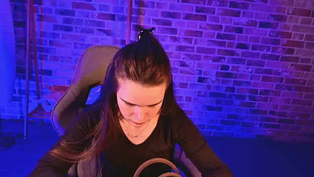 May Bloom online show from April 18, 10:06 am