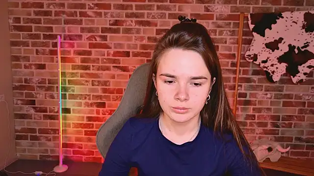 May Bloom online show from March 16, 6:06 am