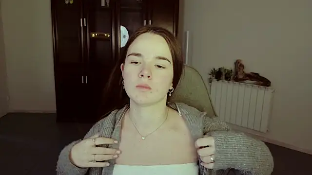 May Bloom online show from December 5, 5:17 am