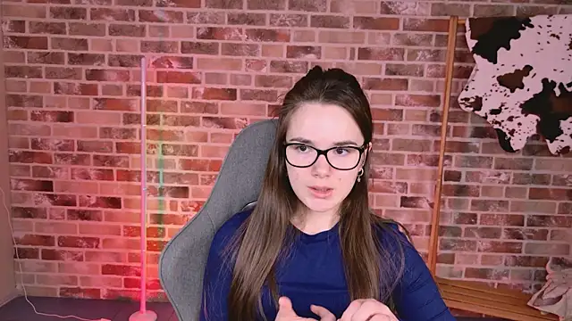 May Bloom online show from March 6, 10:10 am