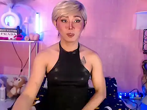 Snapshot of Katesy12 chatting on June 10, 1:18 am Katesy12 online show from June 10, 1:18 am