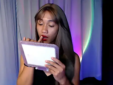 taylaxuxu online show from March 15, 5:14 am