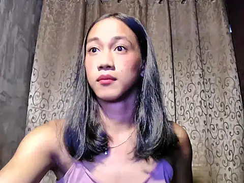 taylaxuxu online show from November 7, 6:29 am