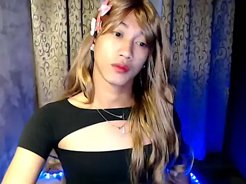 taylaxuxu online show from December 17, 8:14 pm