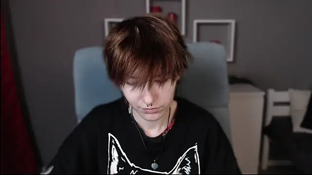 Snapshot of guitarandangell chatting on November 21, 5:06 am guitarandangell online show from November 21, 5:06 am