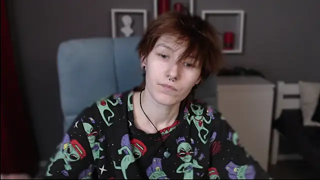 Snapshot of guitarandangell chatting on November 29, 11:32 am guitarandangell online show from November 29, 11:32 am