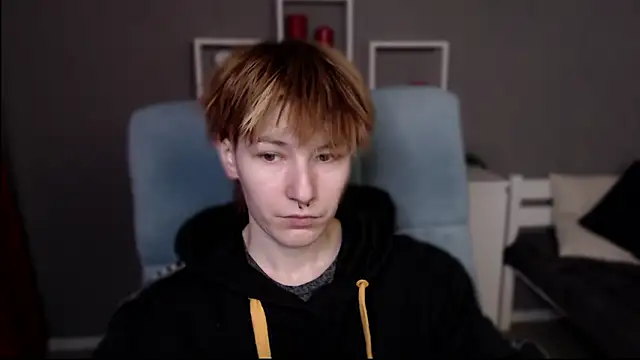 guitarandangell online show from February 24, 11:11 am