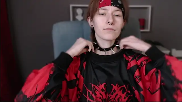 Snapshot of guitarandangell chatting on December 17, 6:24 pm guitarandangell online show from December 17, 6:24 pm