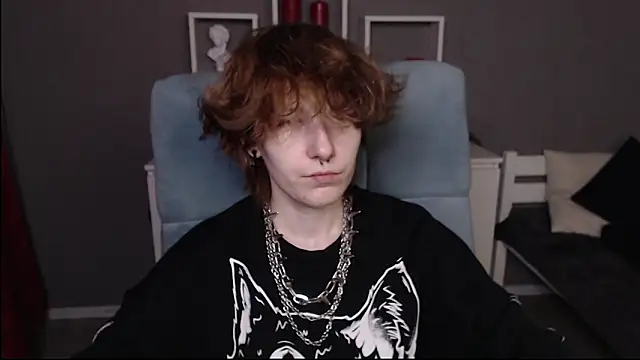 guitarandangell online show from February 11, 6:35 am