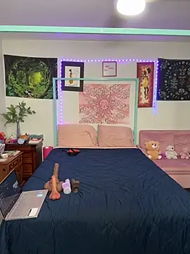 DaisyMynx online show from December 18, 3:55 am