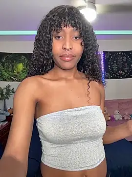 DaisyMynx online show from December 17, 3:33 am