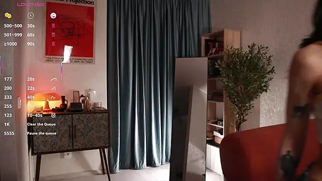 Pheromoon online show from November 28, 6:02 am