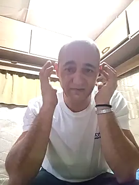 Emanuell1983 online show from December 18, 8:12 pm