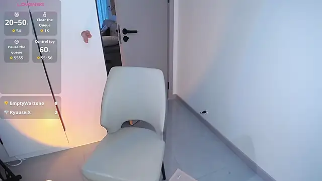 Snapshot of Kinadolly chatting on October 25, 12:32 am Kinadolly online show from October 25, 12:32 am