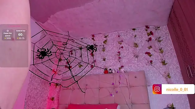 amelia ferrerx online show from November 2, 5:12 am